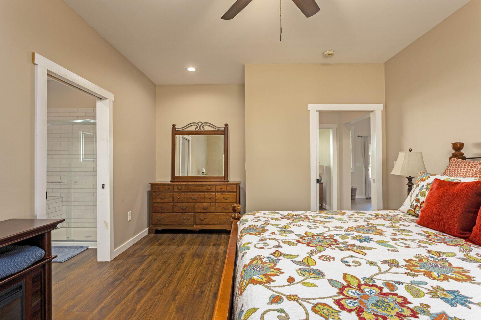 340 Melrose Place Dayton, TN 37321 - Photo 31 of 60 First En Suite