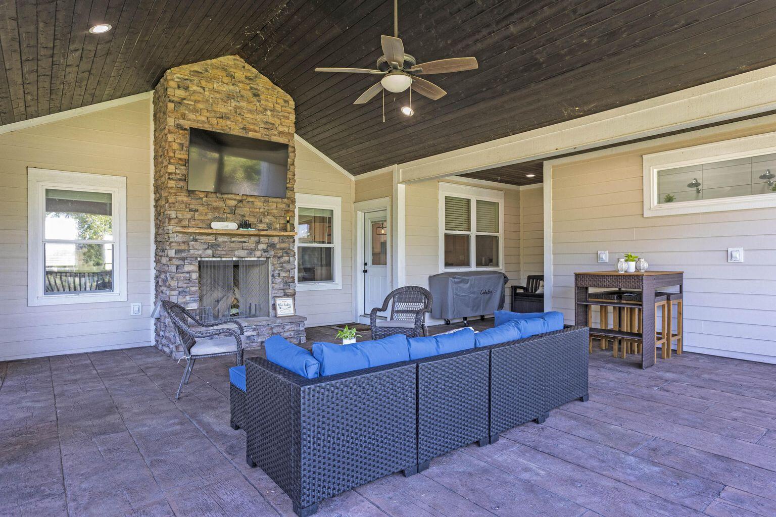 340 Melrose Place Dayton, TN 37321 - Photo 42 of 60 Back Porch