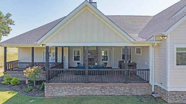 $995,000 | 340 Melrose Place, Dayton, TN 37321