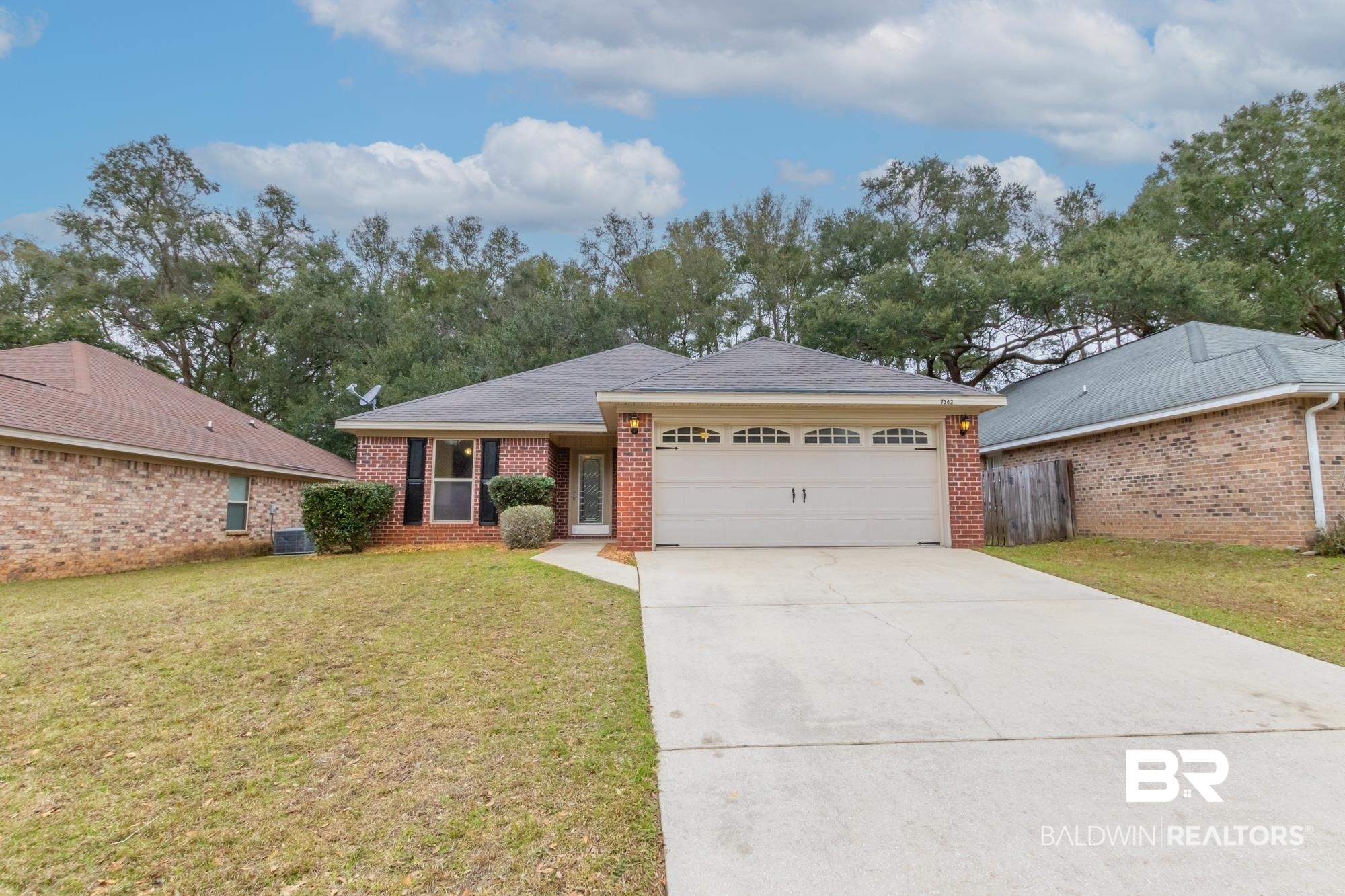 7363 Franklin Square Court Daphne, AL 36526 - Photo 2 of 31 Front of Home