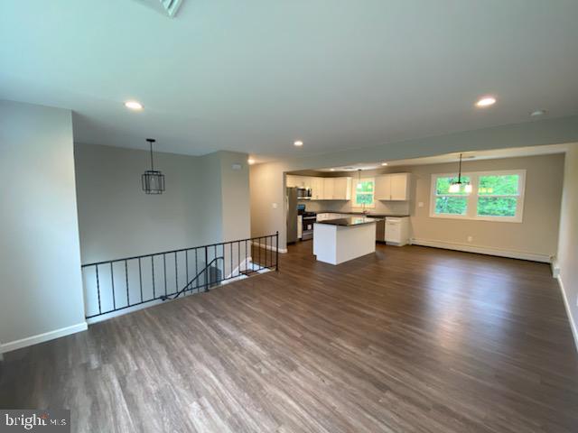 404 Chancellor Road York, PA 17403 - Photo 3 of 58