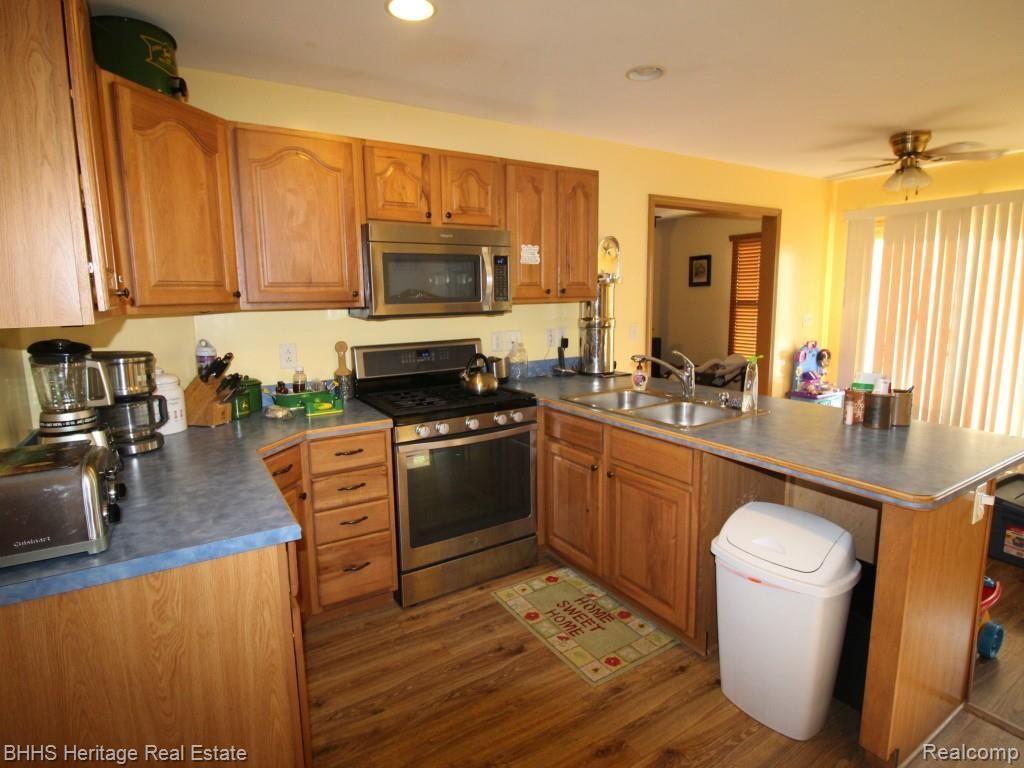 10361 Betterly Road Howell, MI 48855 - Photo 2 of 15