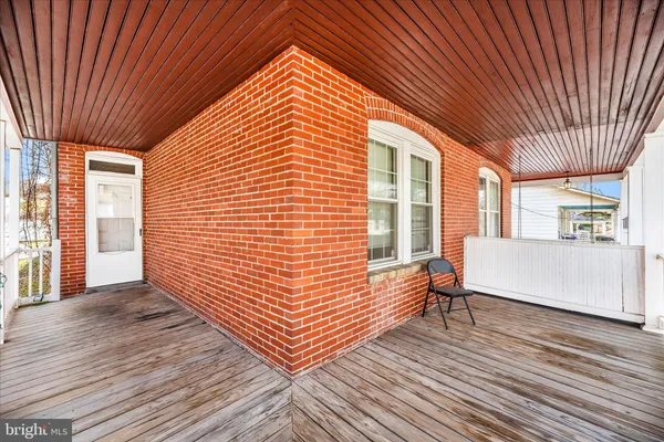 $290,000 | 71 Bond Street, Westminster, MD 21157