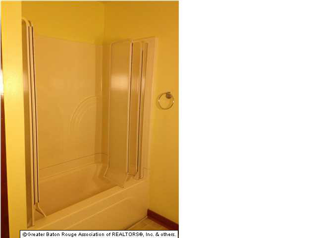 4225 Sycamore Street Baton Rouge, LA 70805 - Photo 18 of 24 Gallery Image 18