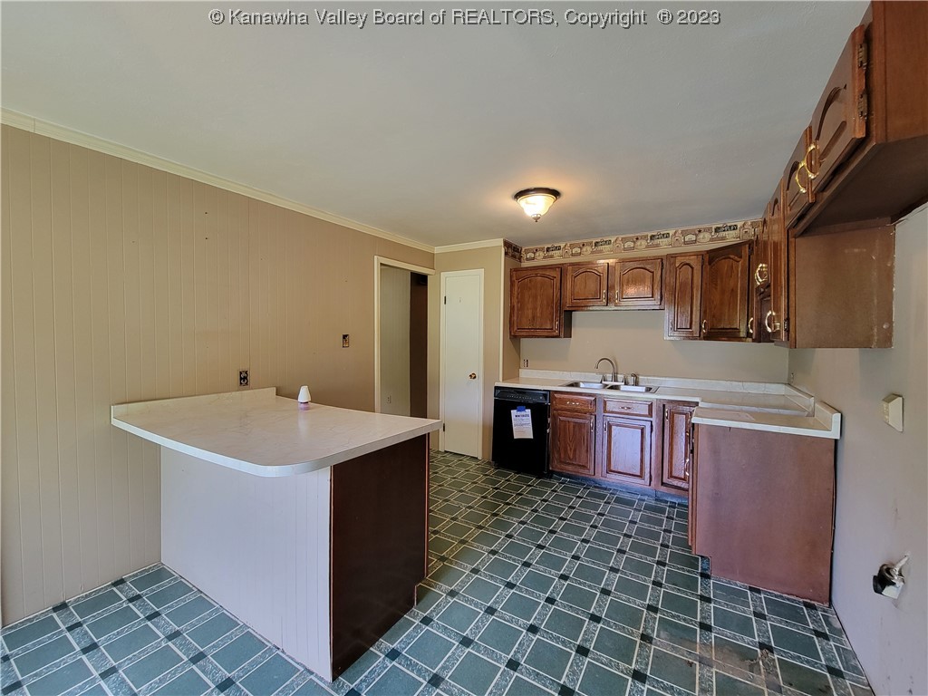 208 Sycamore Road Griffithsville, WV 25521 - Photo 5 of 21 Gallery Image 5
