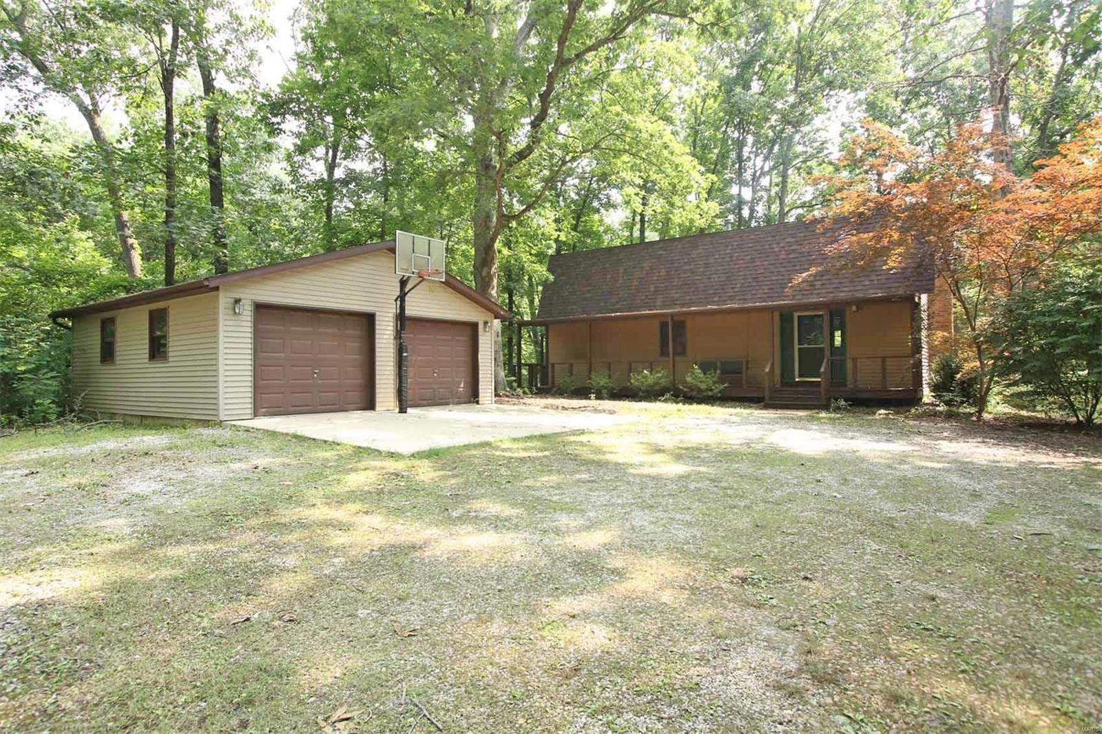 12827 Landolt Road Highland, IL 62249 - Photo 34 of 53