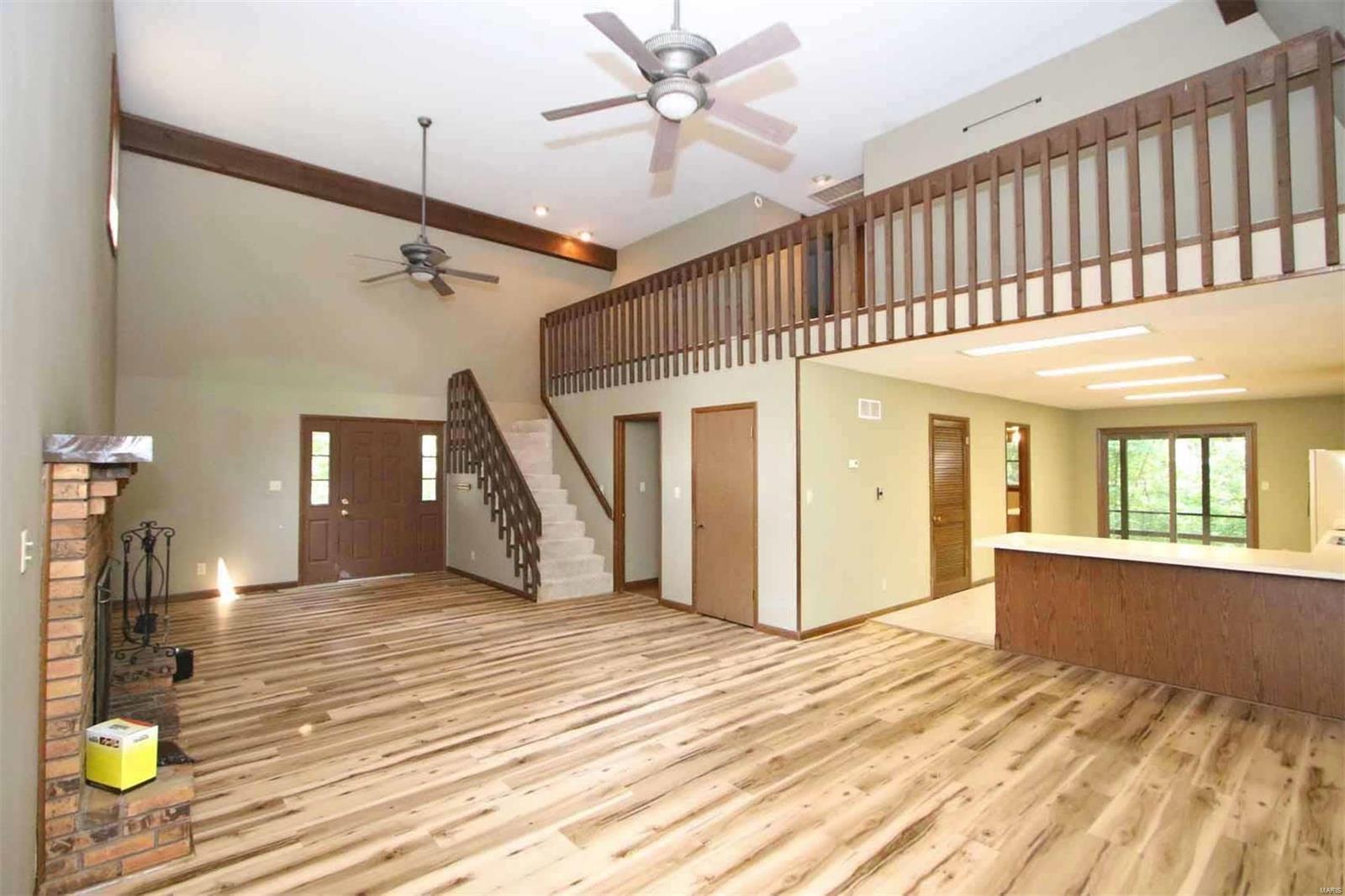 12827 Landolt Road Highland, IL 62249 - Photo 5 of 53