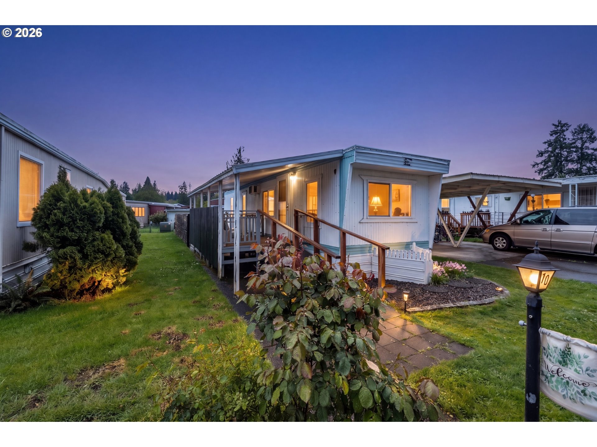 205 South 54th Street, Unit 10 Springfield, OR 97478 - Photo 37 of 42 Community Club House