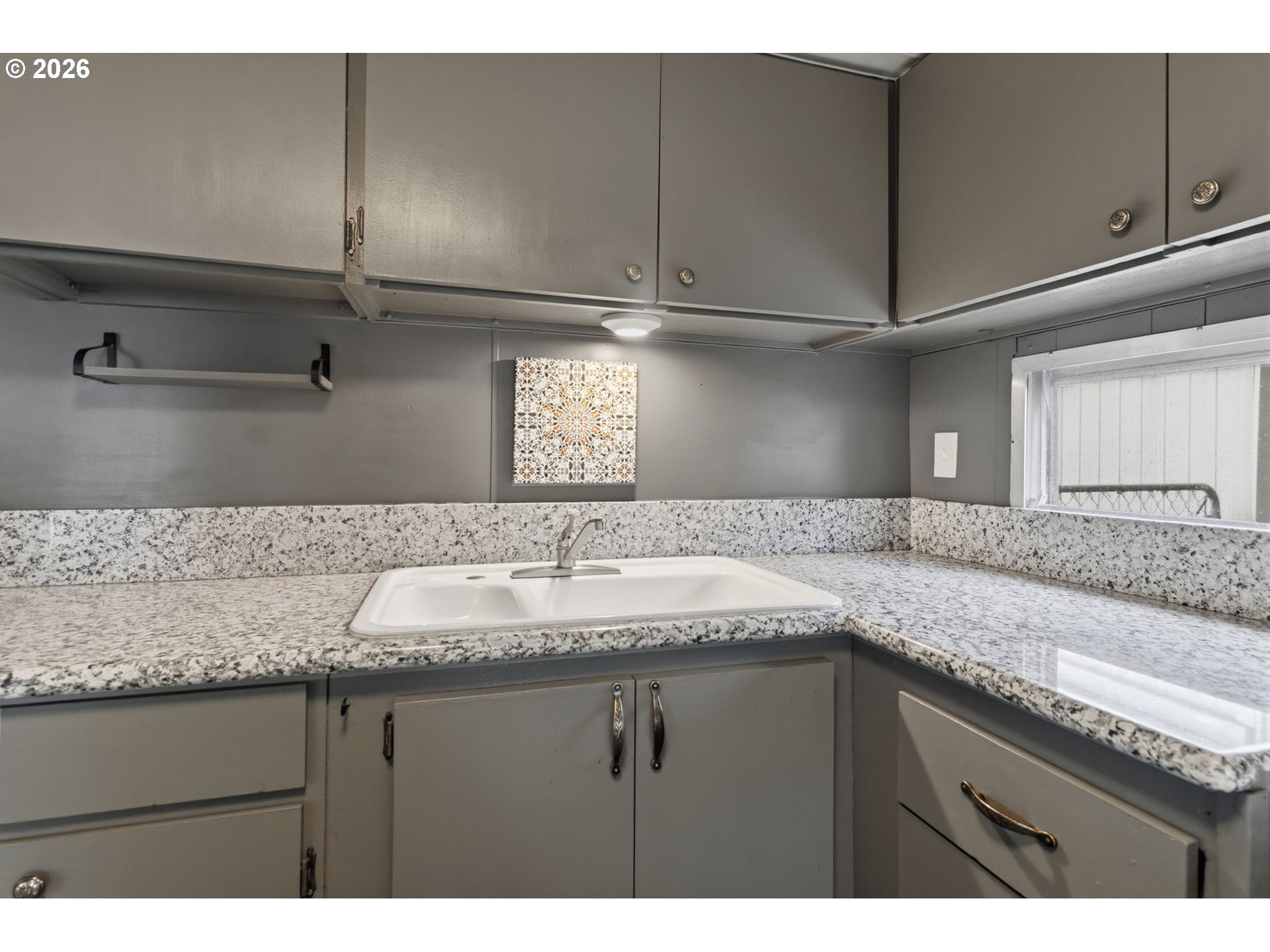 205 South 54th Street, Unit 10 Springfield, OR 97478 - Photo 8 of 42 Kitchen