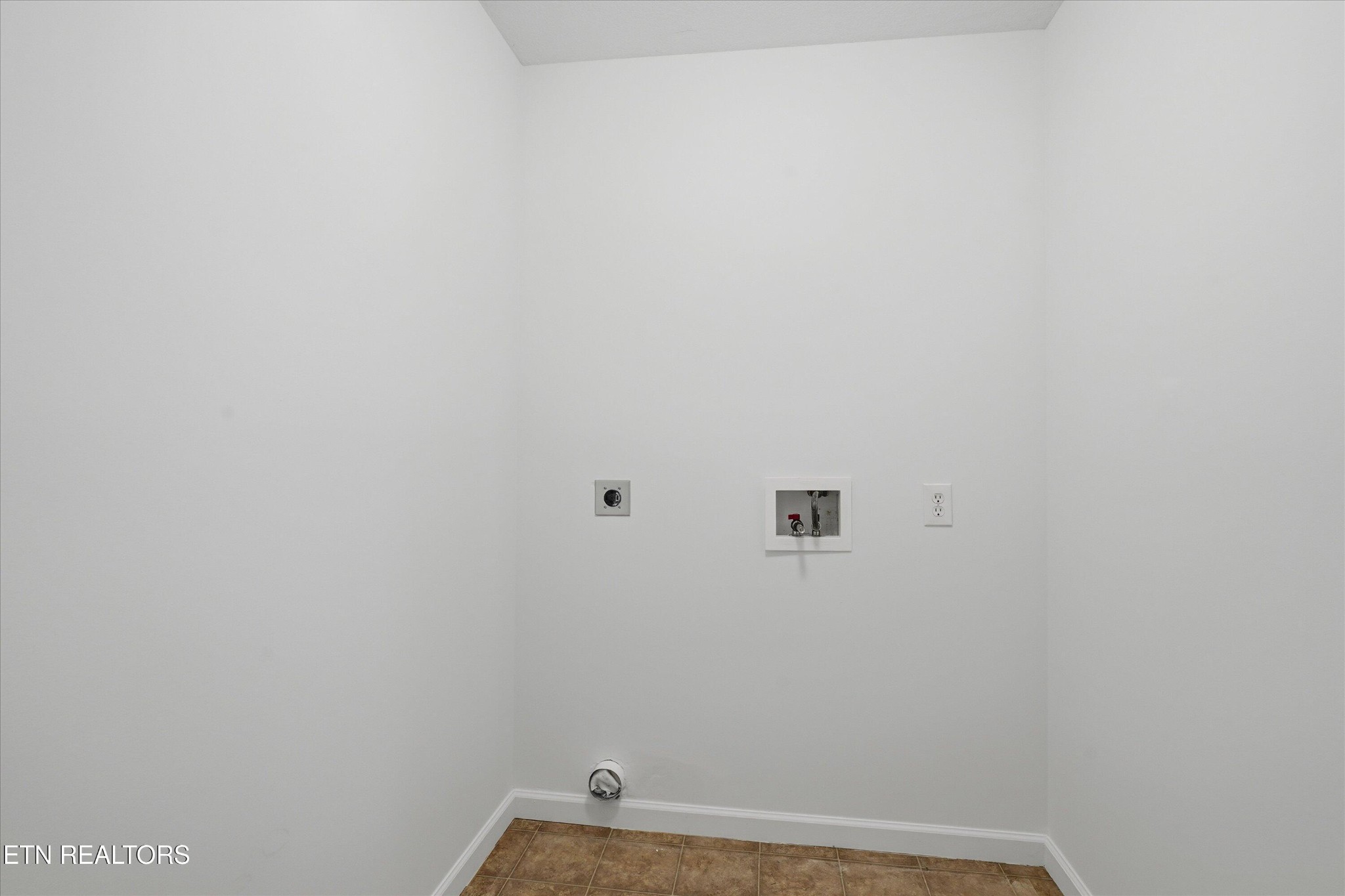 3330 Hunt Crest Road Knoxville, TN 37931 - Photo 18 of 29 Gallery Image 18