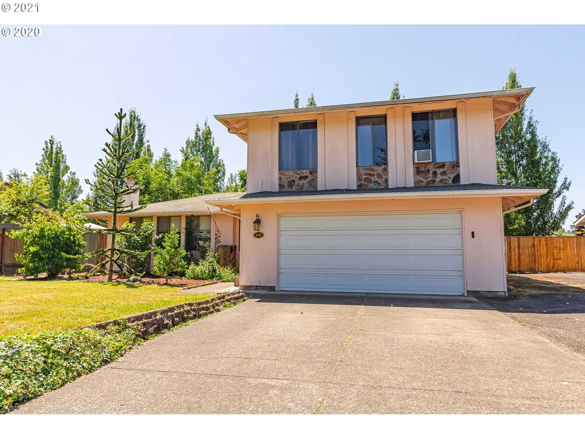 840 65th Street Springfield, OR 97478 - Photo 2 of 9