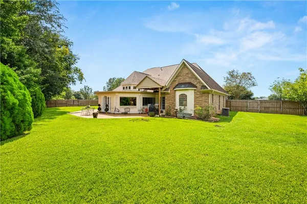 $459,900 | 6501 Tennyson Oaks Lane, Alexandria, LA 71301