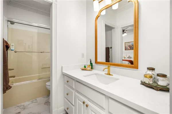 $459,900 | 6501 Tennyson Oaks Lane, Alexandria, LA 71301