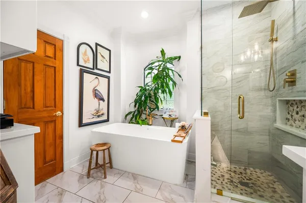 $459,900 | 6501 Tennyson Oaks Lane, Alexandria, LA 71301