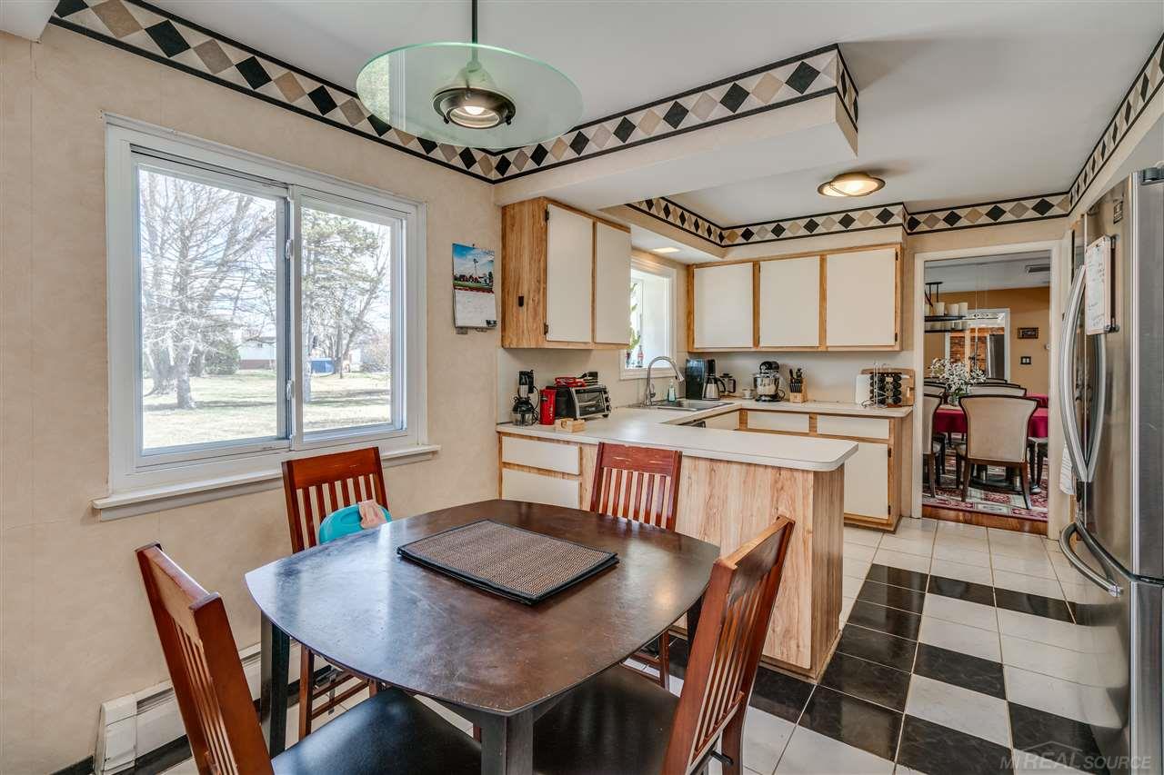 29360 Bermuda Lane Southfield, MI 48076 - Photo 18 of 38