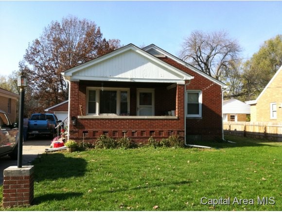 129 North 22nd Street Springfield, IL 62703 - Photo 1 of 8