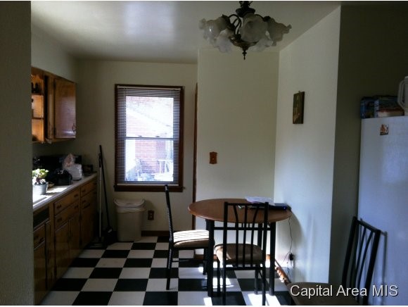 129 North 22nd Street Springfield, IL 62703 - Photo 3 of 8