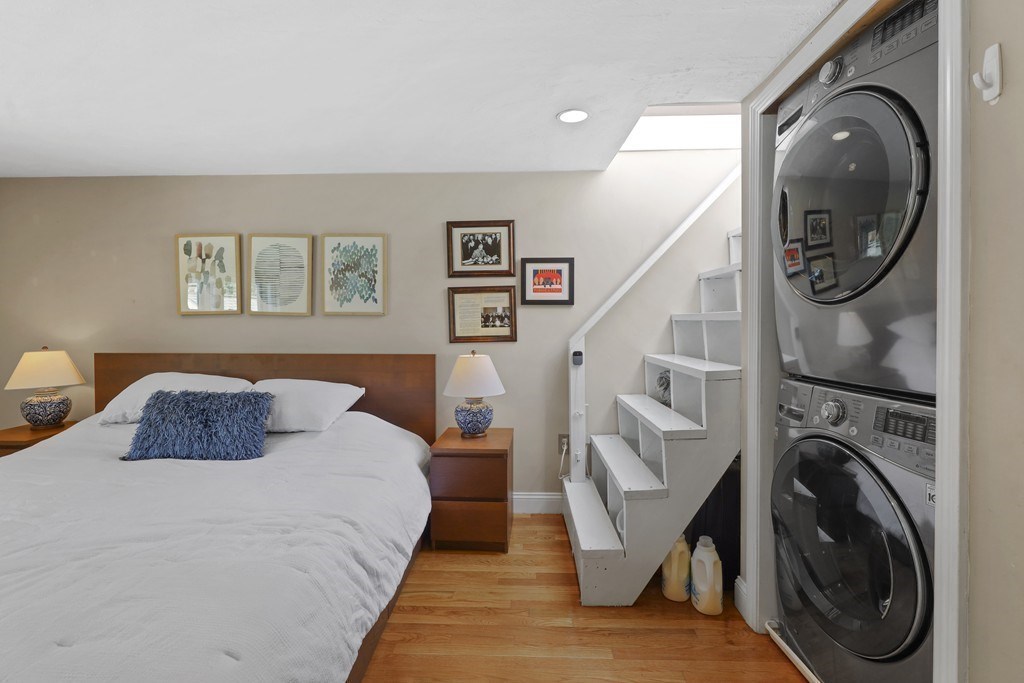 522 East 8th Street, Unit 3 Boston, MA 02127 - Photo 12 of 16