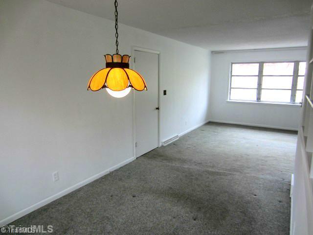 408 Rockspring Road High Point, NC 27262 - Photo 4 of 13 Dining Room.