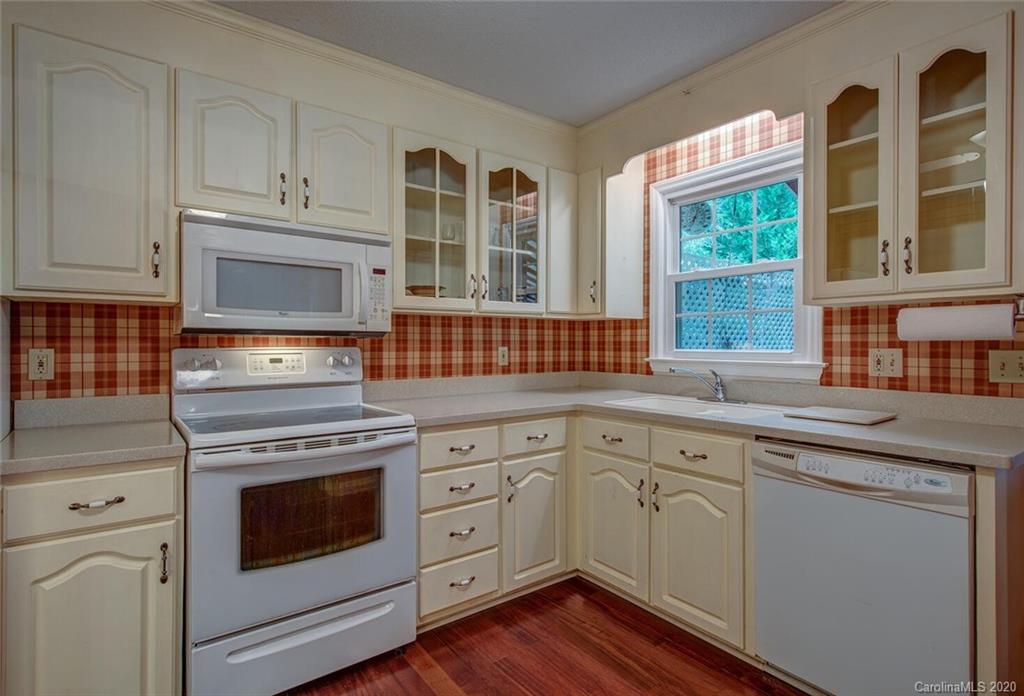 627 Spring Street Southwest Concord, NC 28025 - Photo 12 of 32 Gallery Image 12
