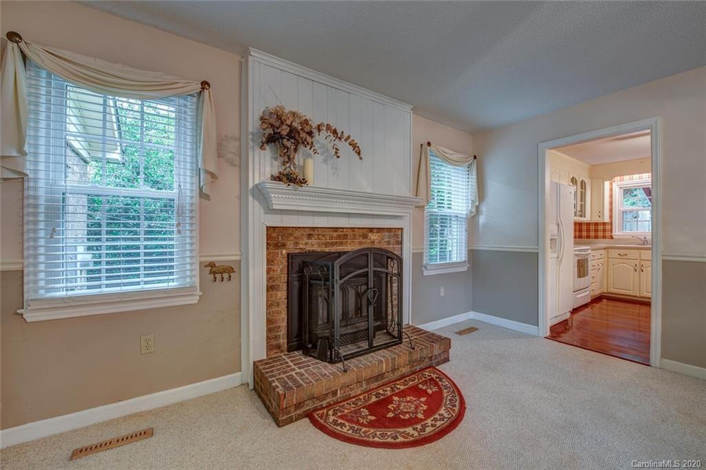 627 Spring Street Southwest Concord, NC 28025 - Photo 7 of 32 Gallery Image 7