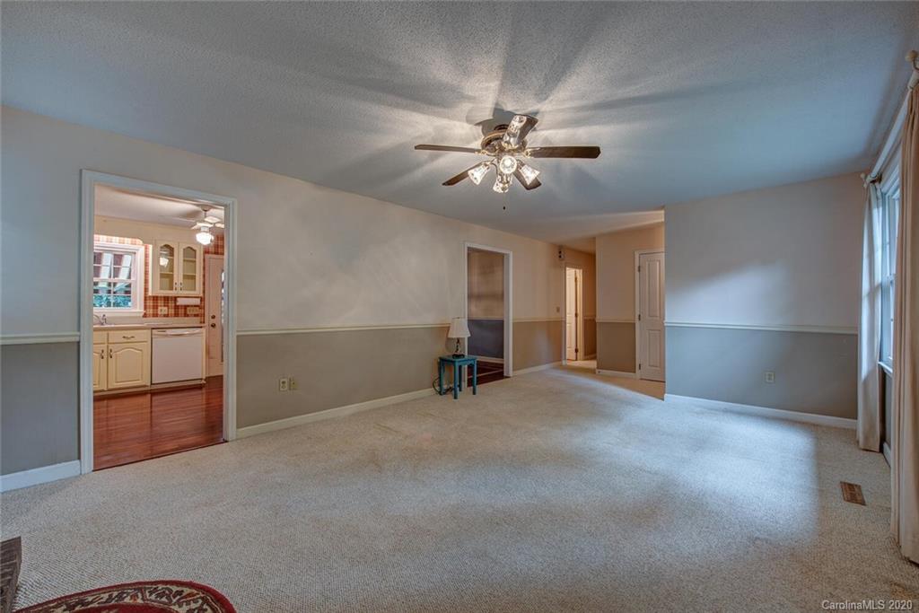 627 Spring Street Southwest Concord, NC 28025 - Photo 8 of 32 Gallery Image 8
