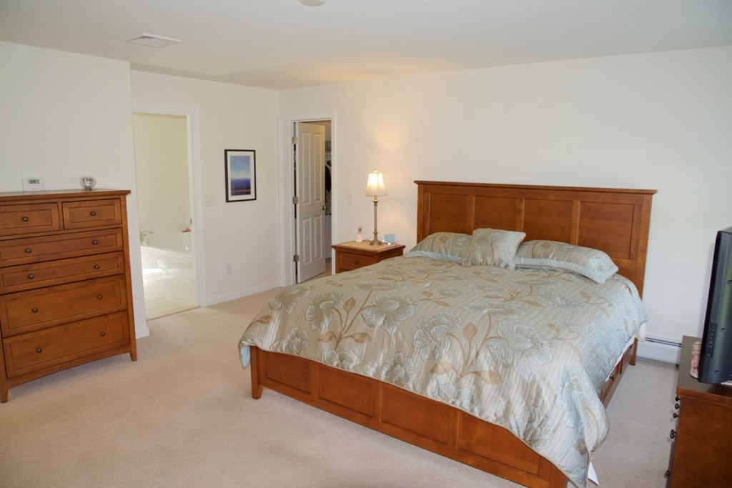 2662 Courtlyn Road Dighton, MA 02715 - Photo 13 of 22 Gallery Image 13