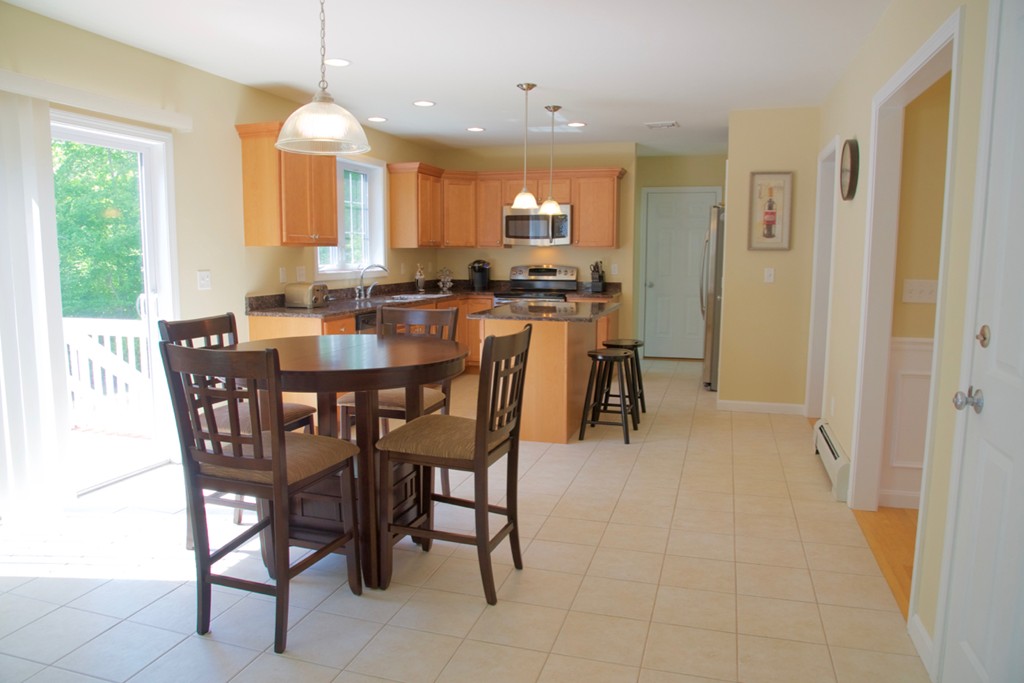 2662 Courtlyn Road Dighton, MA 02715 - Photo 9 of 22 Gallery Image 9