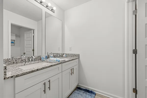 $2,700 | 25 Riverwalk Crossing, Freeport, FL 32439