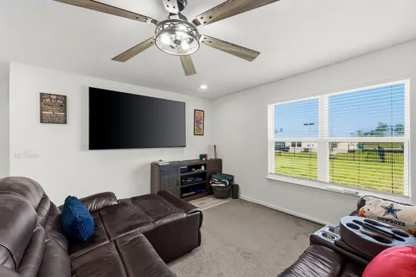 $2,700 | 25 Riverwalk Crossing, Freeport, FL 32439