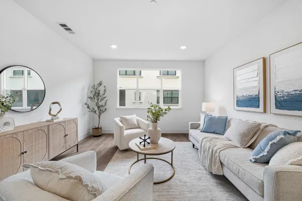 $998,000 | 323 Alviso Terrace, Sunnyvale, CA 94085