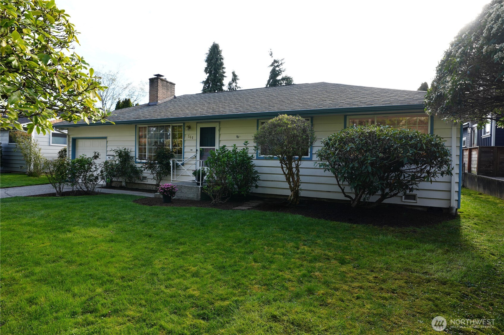 541 3rd Avenue South Edmonds, WA 98020 - Photo 4 of 25