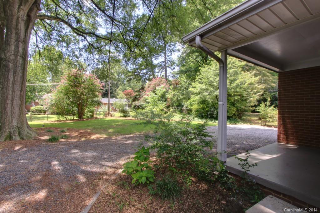 538 Scaleybark Road Charlotte, NC 28209 - Photo 20 of 20 a view of backyard with green space