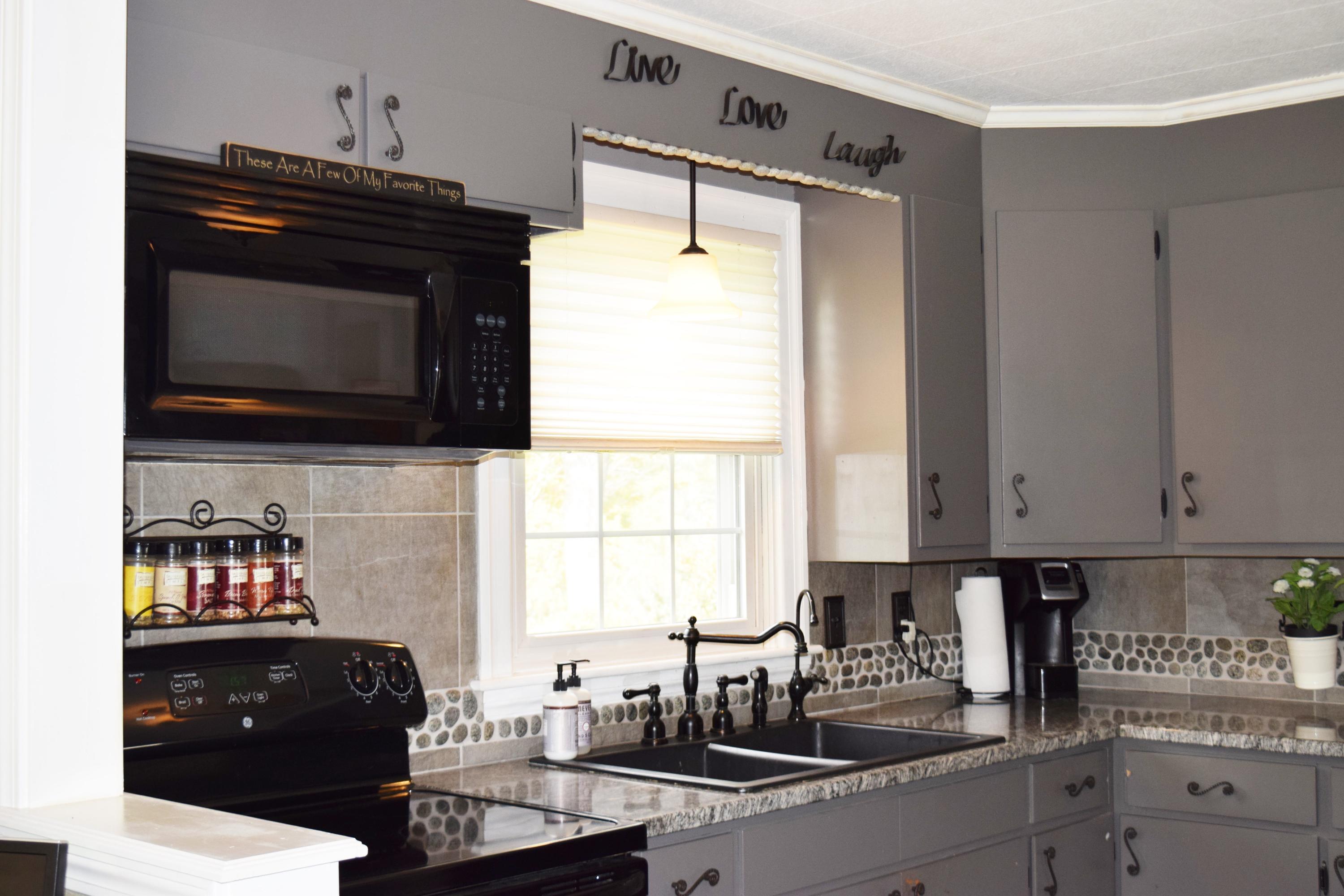 13 River Road Windham, ME 04062 - Photo 21 of 40 kitchen