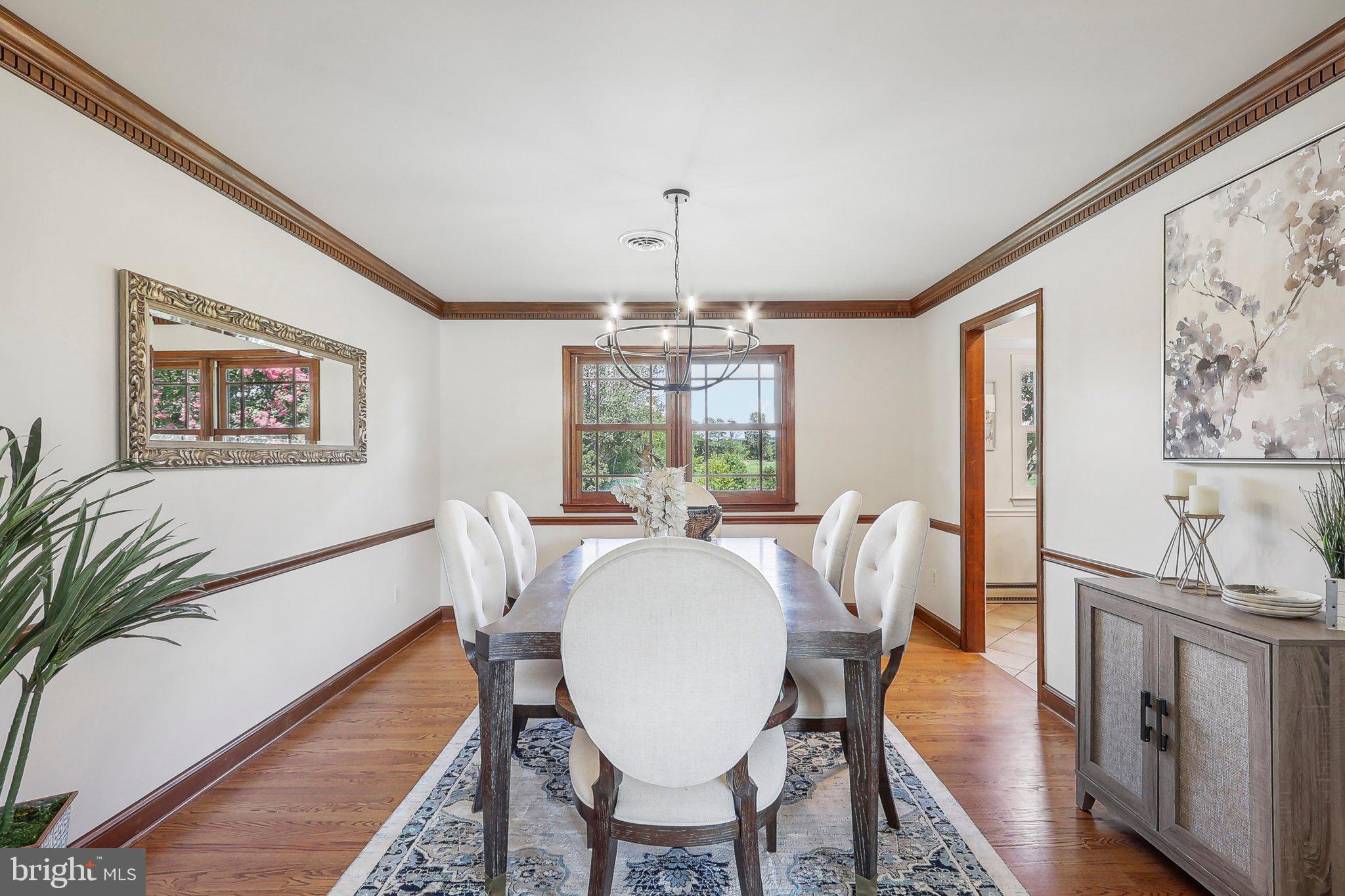 28601 Kemptown Road Mount Airy, MD 21771 - Photo 15 of 71 Upscale lighting in the dining room.