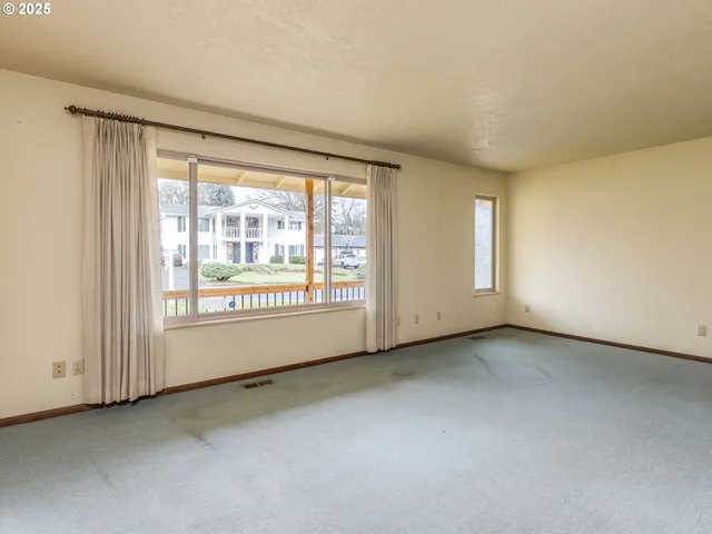 $539,000 | 6015 Southeast Alderhill Loop, Milwaukie, OR 97267