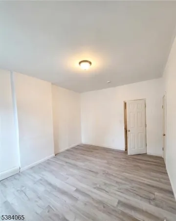 $2,000 | 20 North 7th Street, Unit 1, Paterson, NJ 07522