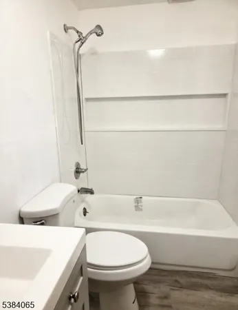 $2,000 | 20 North 7th Street, Unit 1, Paterson, NJ 07522