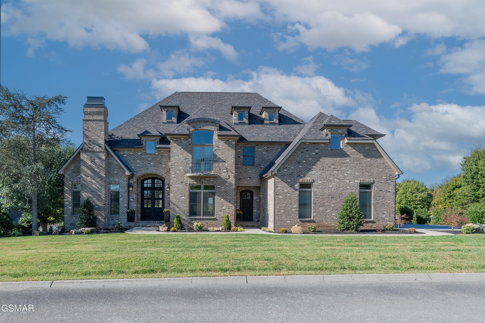 854 Spring Lea Sevierville, TN 37862 - Photo 1 of 63 Gallery Image 1