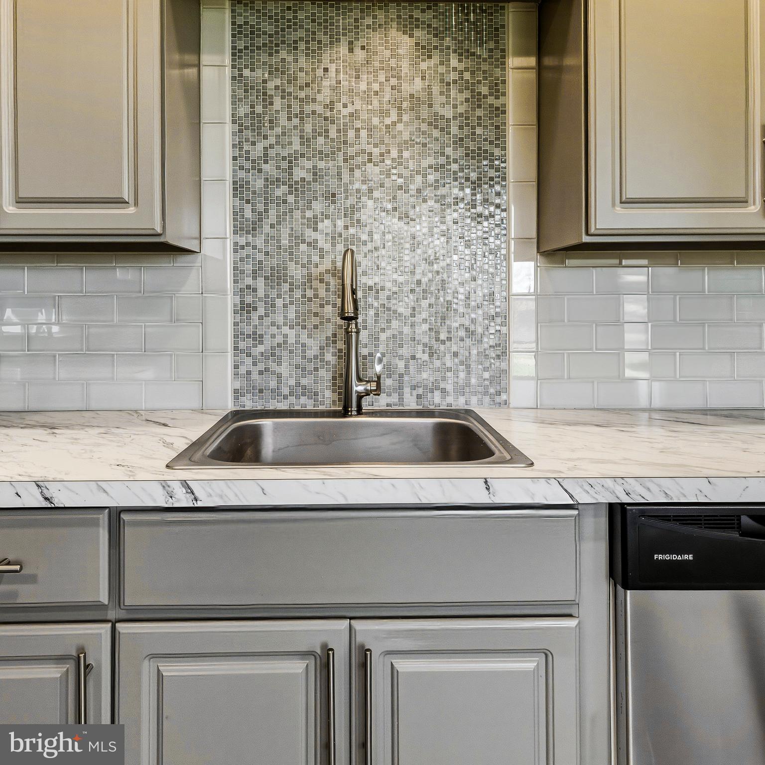 5210 Riverfront Drive Palmyra, NJ 08065 - Photo 5 of 37 Kitchen
