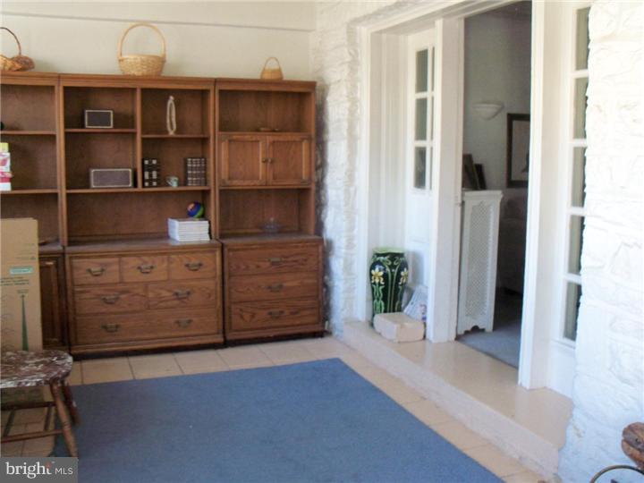 5442 Gainor Road Philadelphia, PA 19131 - Photo 4 of 14 Sun Room