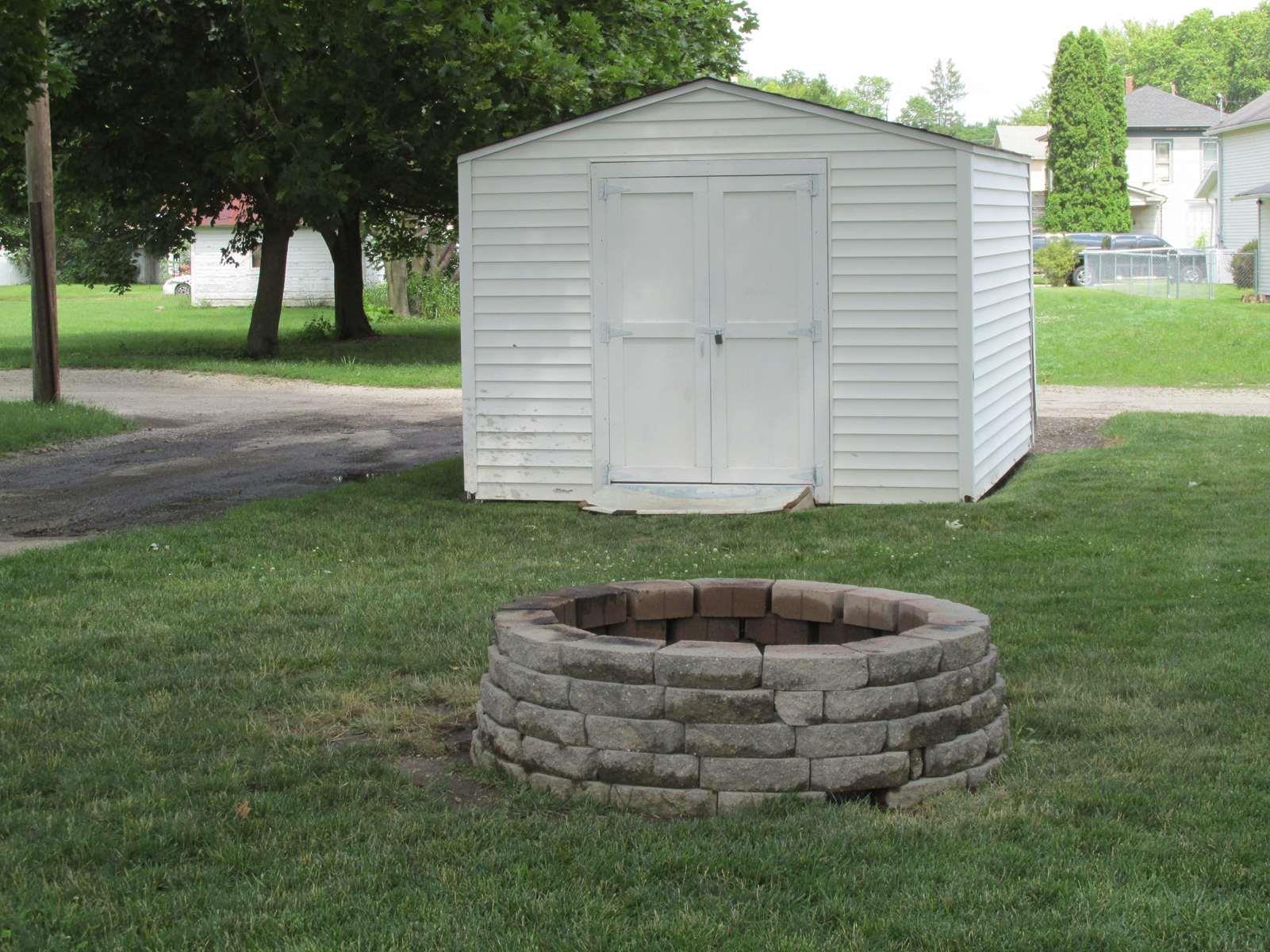 331 Monroe Street Huntington, IN 46750 - Photo 6 of 20