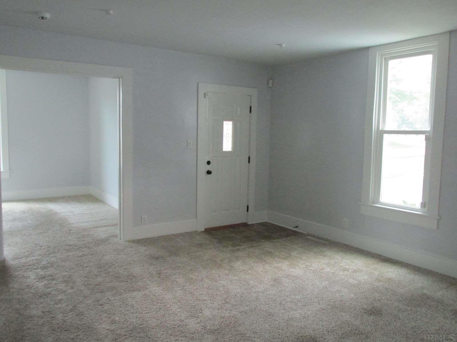 331 Monroe Street Huntington, IN 46750 - Photo 10 of 20