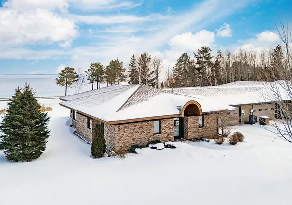 $939,900 | 8353 Congdon Boulevard, Unit 8353, Duluth, MN 55804