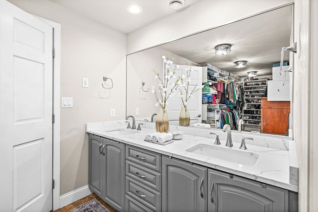 8353 Congdon Boulevard, Unit 8353 Duluth, MN 55804 - Photo 23 of 50