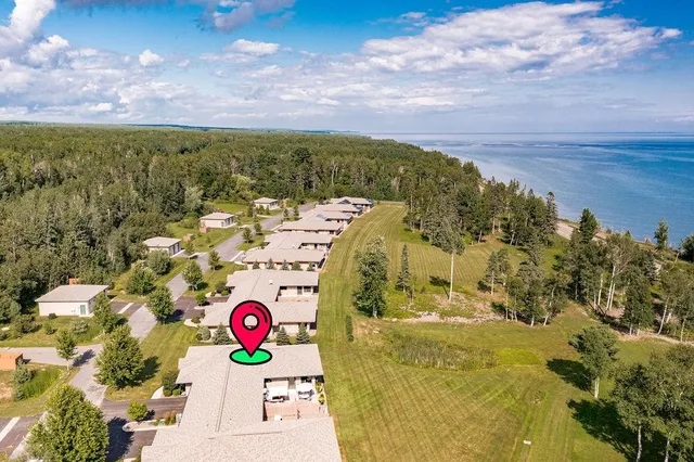 $959,900 | 8353 Congdon Boulevard, Unit 8353, Duluth, MN 55804