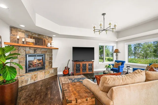 $959,900 | 8353 Congdon Boulevard, Unit 8353, Duluth, MN 55804