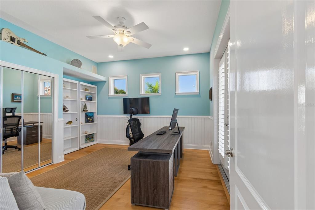 874 Bay Point Drive Madeira Beach, FL 33708 - Photo 13 of 93