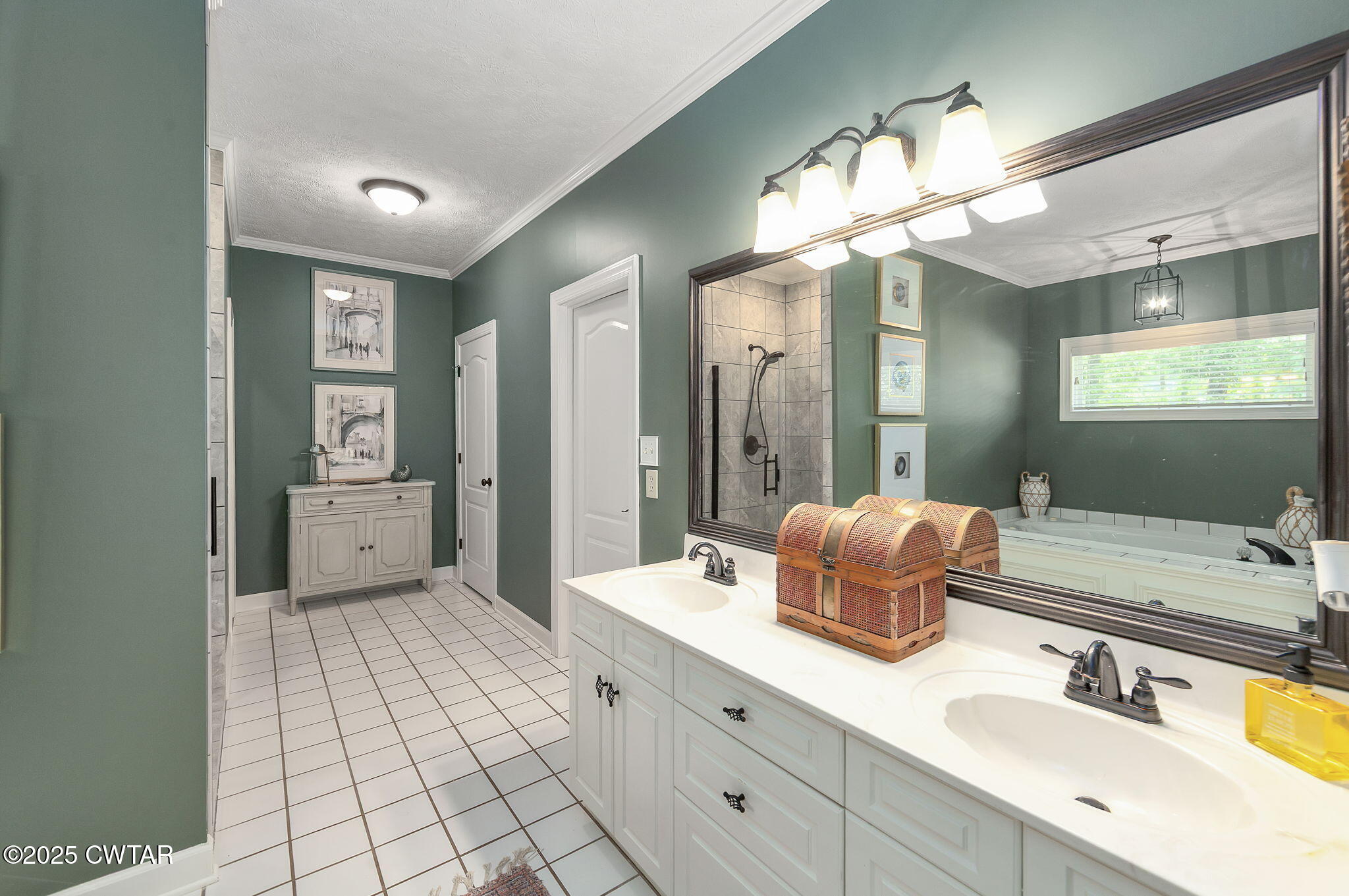 102 Pepper Tree Road Jackson, TN 38305 - Photo 7 of 39 Primary Bath