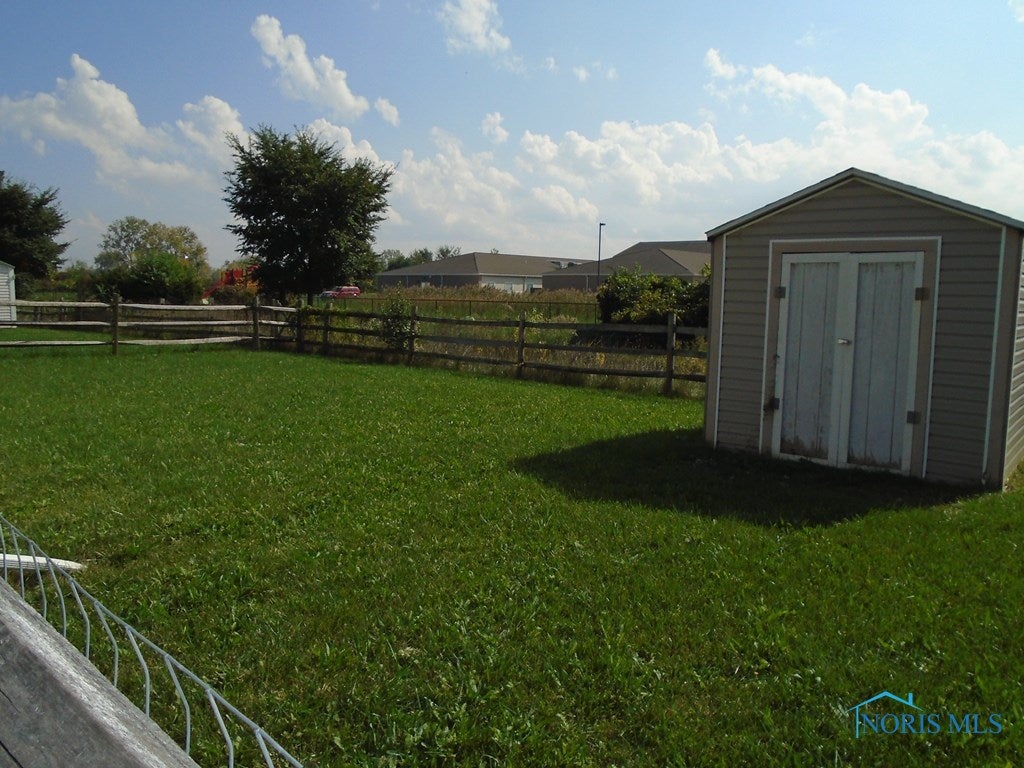 447 Waybridge Road Toledo, OH 43612 - Photo 2 of 13 Gallery Image 2
